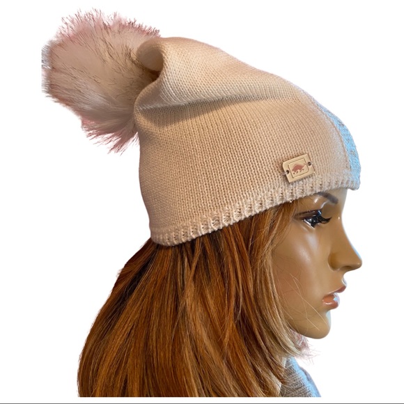 Turtlefur Fleece Lined Hat Cream with Gold Stripe and PomPom Winter Bean… - Picture 3 of 10
